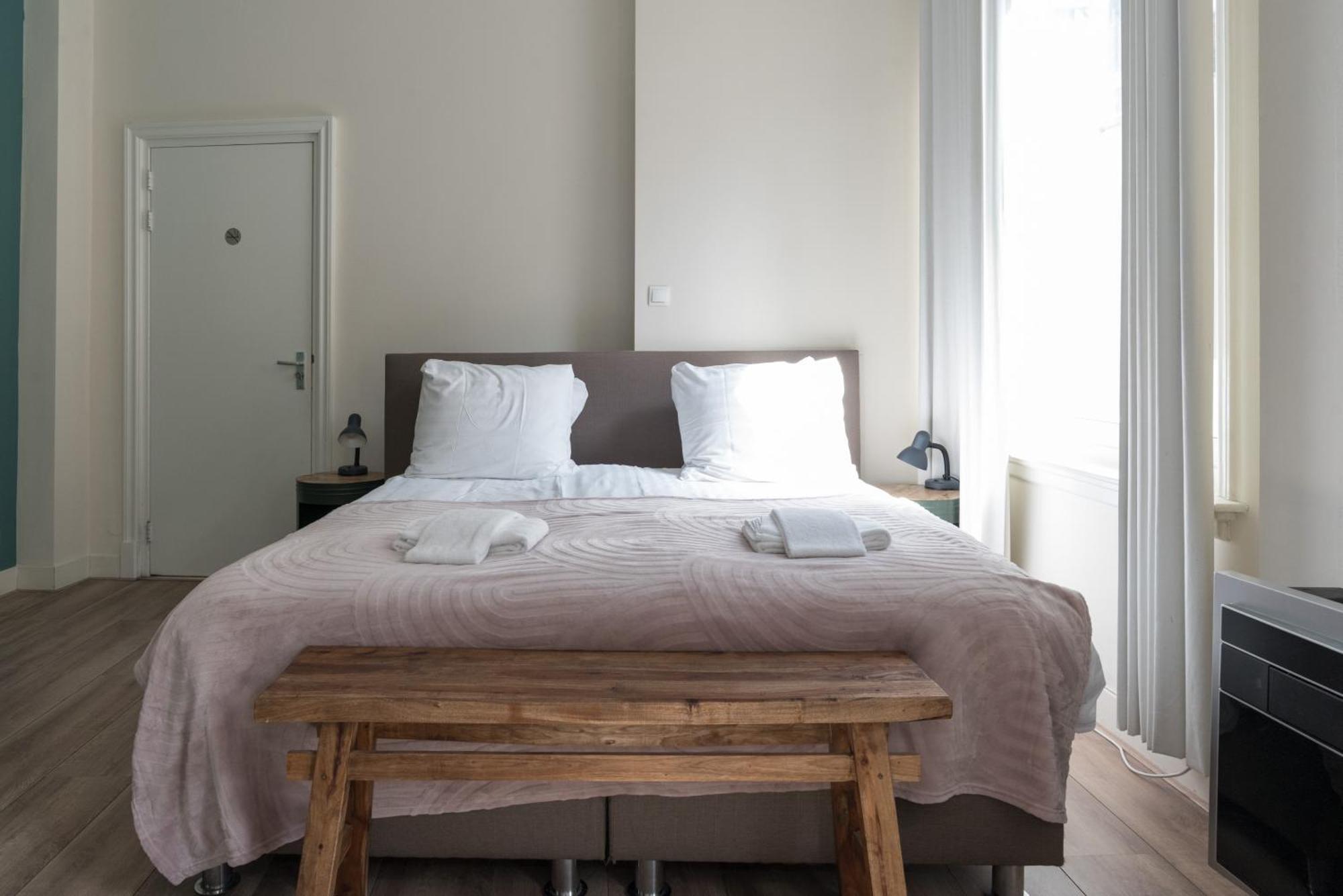 1001 Nights Boutique Lofts Hotel Haarlem Ngoại thất bức ảnh