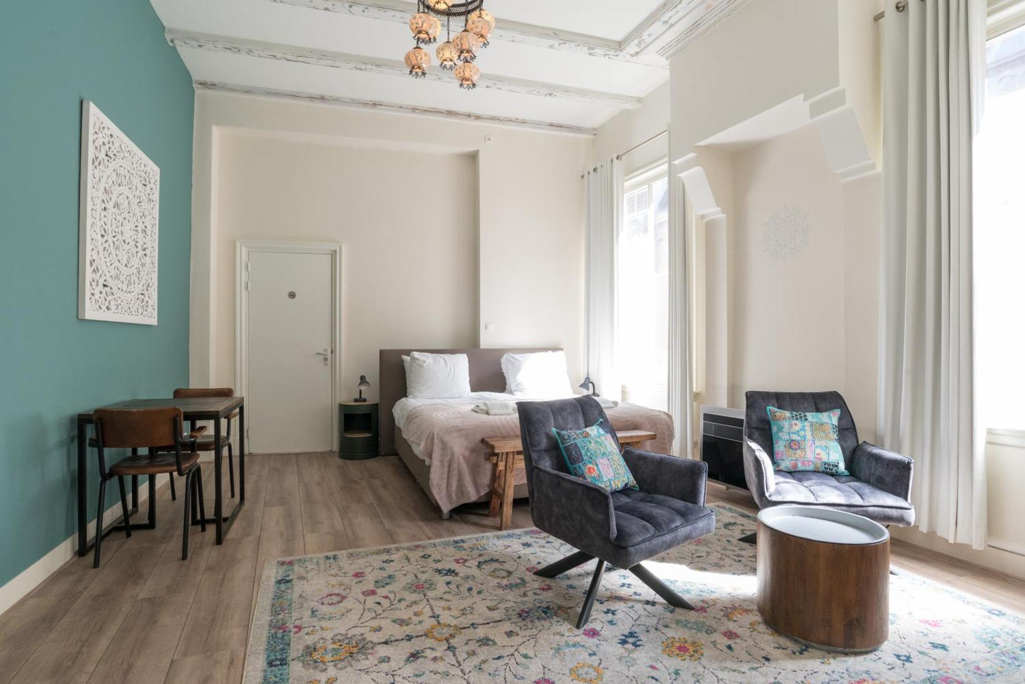 1001 Nights Boutique Lofts Hotel Haarlem Ngoại thất bức ảnh